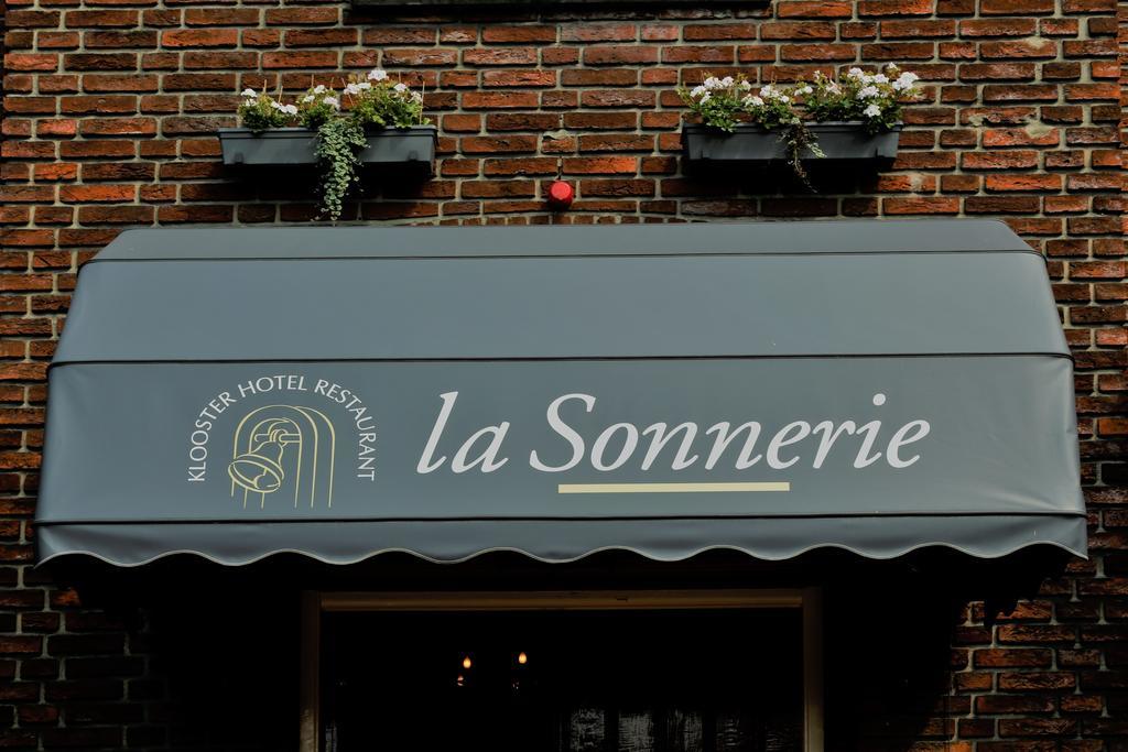 Hotel Restaurant La Sonnerie Son en Breugel Exterior photo